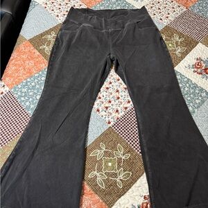 HALARA Charcoal Flared Pants